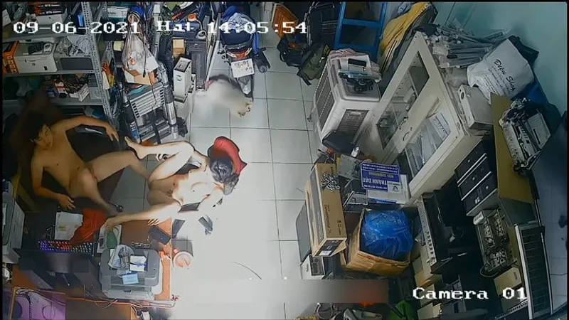 Vợ yêu gã chồng phang nhau trong của dương vật máy tính